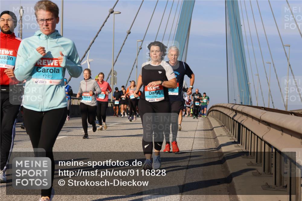 03.10.2025 - Köhlbrandbrückenlauf Strokosch-Dieckow http://msf.ph/oto/9116828 03.10.2025 09:49:58 Position 2 3216, 1745, 1714, 1796 meine-sportfotos.de