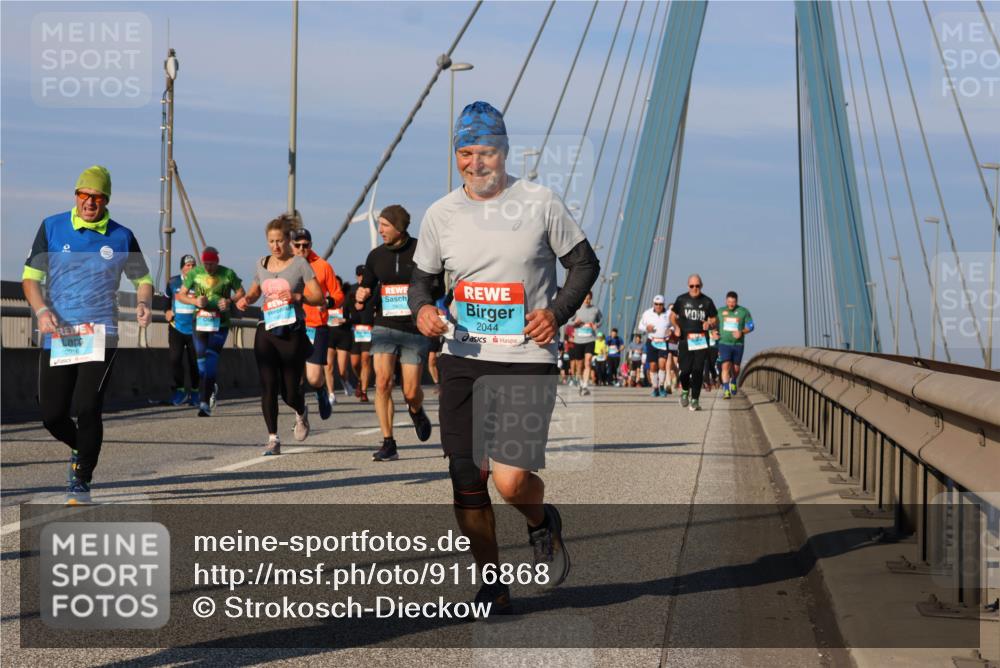 03.10.2025 - Köhlbrandbrückenlauf Strokosch-Dieckow http://msf.ph/oto/9116868 03.10.2025 09:50:04 Position 2 2956, 2044 meine-sportfotos.de