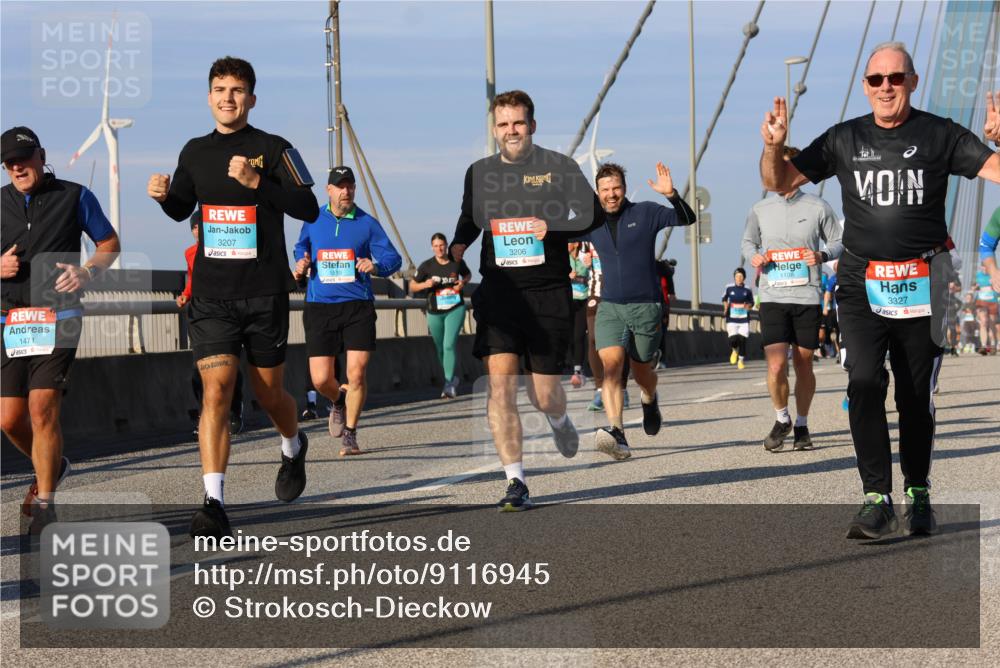 03.10.2025 - Köhlbrandbrückenlauf Strokosch-Dieckow http://msf.ph/oto/9116945 03.10.2025 09:50:11 Position 2 1471, 3207, 1510, 3206, 1108, 3327 meine-sportfotos.de