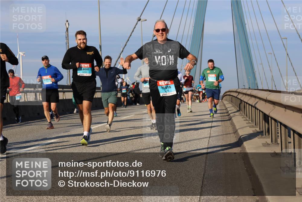 03.10.2025 - Köhlbrandbrückenlauf Strokosch-Dieckow http://msf.ph/oto/9116976 03.10.2025 09:50:12 Position 2 3206, 3827 meine-sportfotos.de