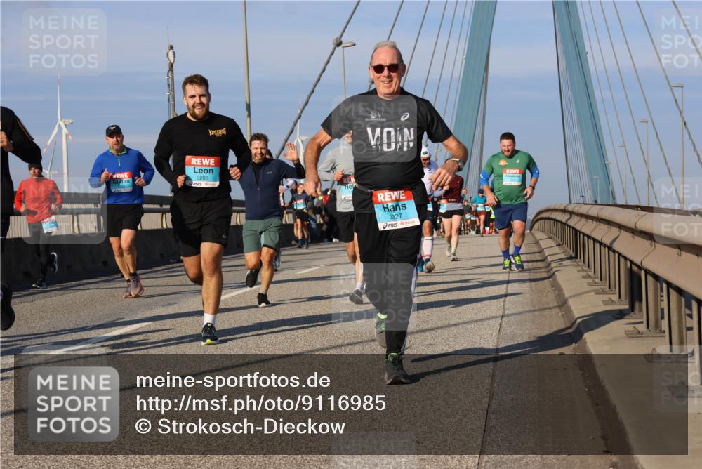 03.10.2025 - Köhlbrandbrückenlauf Strokosch-Dieckow http://msf.ph/oto/9116985 03.10.2025 09:50:12 Position 2 3206, 3327 meine-sportfotos.de