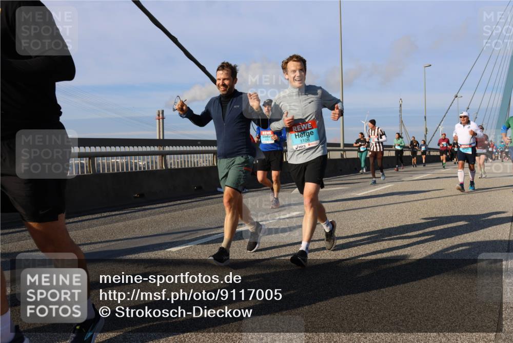 03.10.2025 - Köhlbrandbrückenlauf Strokosch-Dieckow http://msf.ph/oto/9117005 03.10.2025 09:50:15 Position 2 1108 meine-sportfotos.de