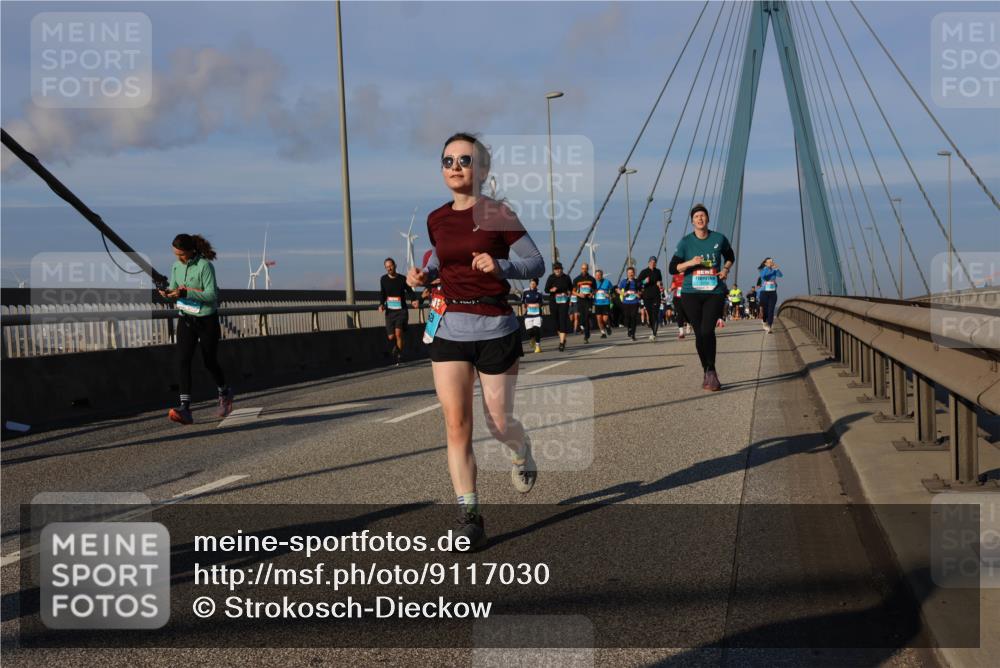 03.10.2025 - Köhlbrandbrückenlauf Strokosch-Dieckow http://msf.ph/oto/9117030 03.10.2025 09:50:19 Position 2  meine-sportfotos.de