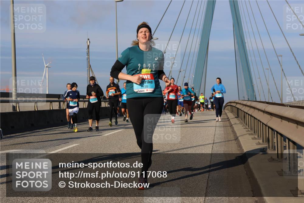 03.10.2025 - Köhlbrandbrückenlauf Strokosch-Dieckow http://msf.ph/oto/9117068 03.10.2025 09:50:21 Position 2 2025, 1735 meine-sportfotos.de