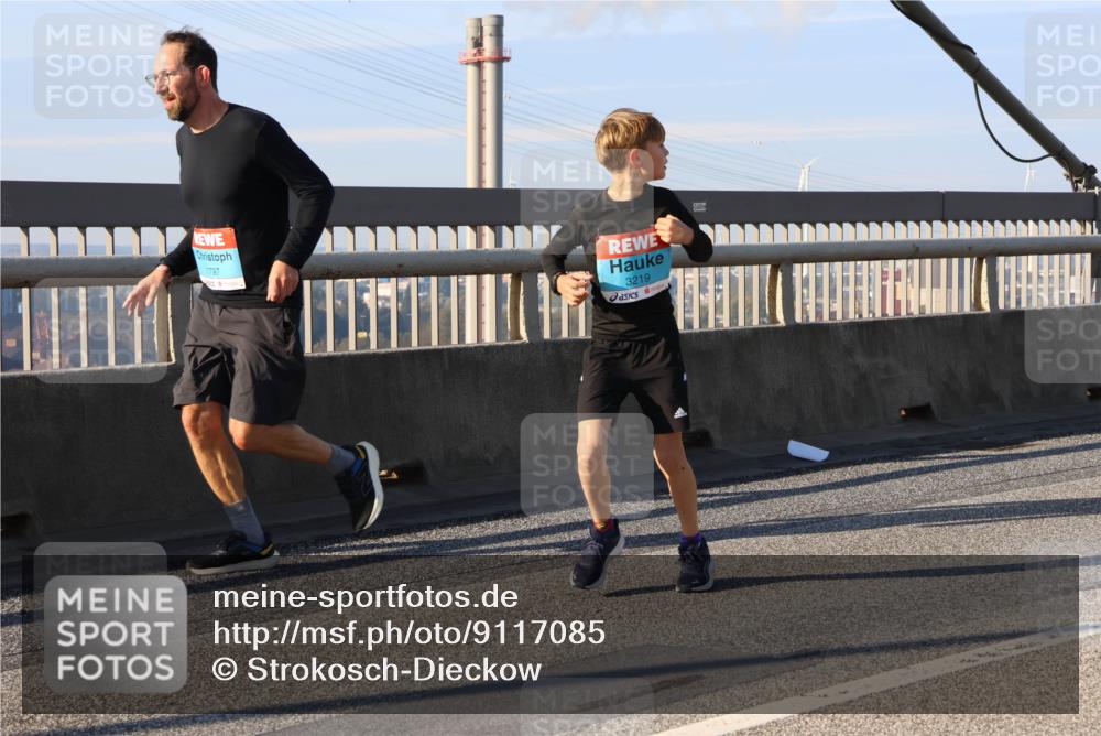 03.10.2025 - Köhlbrandbrückenlauf Strokosch-Dieckow http://msf.ph/oto/9117085 03.10.2025 09:50:24 Position 2 1797, 3219 meine-sportfotos.de