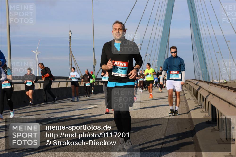 03.10.2025 - Köhlbrandbrückenlauf Strokosch-Dieckow http://msf.ph/oto/9117201 03.10.2025 09:50:32 Position 2 2778, 3180 meine-sportfotos.de