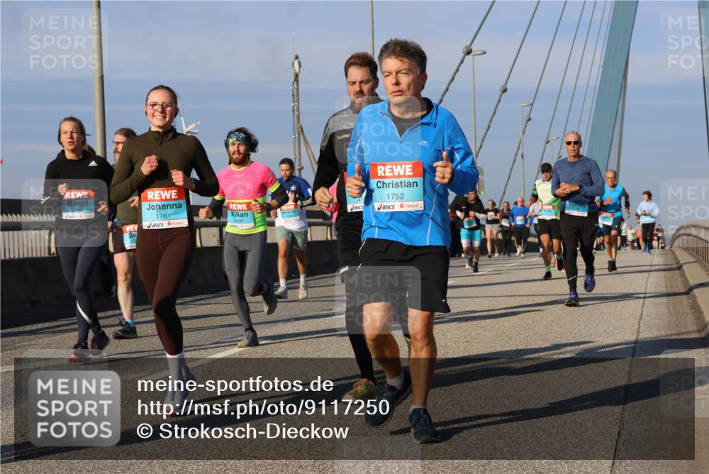 03.10.2025 - Köhlbrandbrückenlauf Strokosch-Dieckow http://msf.ph/oto/9117250 03.10.2025 09:50:40 Position 2 2758, 1761, 2209, 6, 1752 meine-sportfotos.de