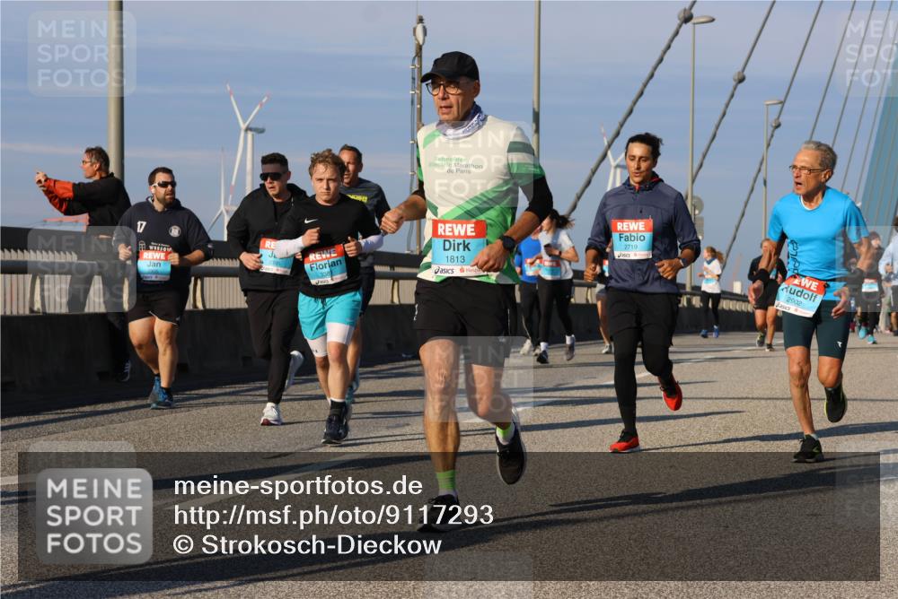 03.10.2025 - Köhlbrandbrückenlauf Strokosch-Dieckow http://msf.ph/oto/9117293 03.10.2025 09:50:46 Position 2 3395, 1813, 2719, 2902 meine-sportfotos.de