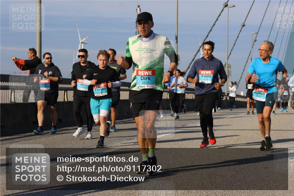 03.10.2025 - Köhlbrandbrückenlauf Strokosch-Dieckow http://msf.ph/oto/9117302 03.10.2025 09:50:46 Position 2 3395, 338, 1813, 2719, 2902 meine-sportfotos.de