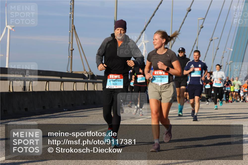 03.10.2025 - Köhlbrandbrückenlauf Strokosch-Dieckow http://msf.ph/oto/9117381 03.10.2025 09:50:57 Position 2 1634, 2499, 3047 meine-sportfotos.de