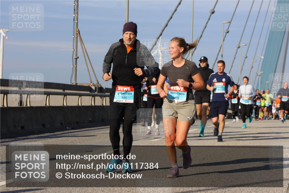 03.10.2025 - Köhlbrandbrückenlauf Strokosch-Dieckow http://msf.ph/oto/9117384 03.10.2025 09:50:57 Position 2 1634, 2499 meine-sportfotos.de
