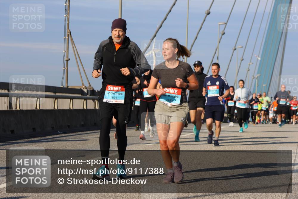 03.10.2025 - Köhlbrandbrückenlauf Strokosch-Dieckow http://msf.ph/oto/9117388 03.10.2025 09:50:57 Position 2 1634, 020, 2499 meine-sportfotos.de