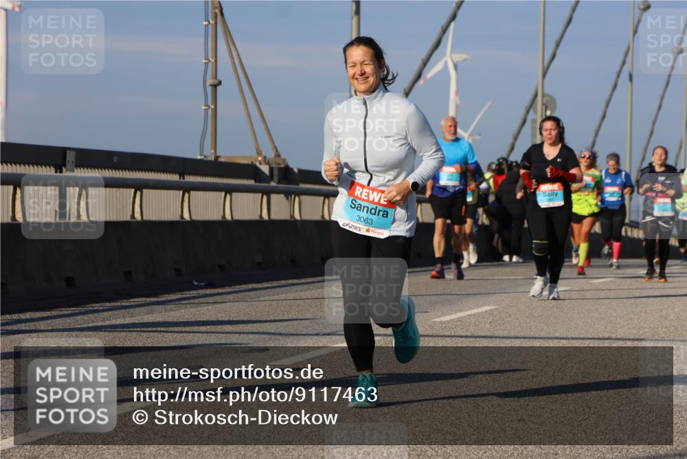 03.10.2025 - Köhlbrandbrückenlauf Strokosch-Dieckow http://msf.ph/oto/9117463 03.10.2025 09:51:04 Position 2 3063 meine-sportfotos.de
