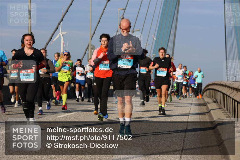03.10.2025 - Köhlbrandbrückenlauf Strokosch-Dieckow http://msf.ph/oto/9117502 03.10.2025 09:51:08 Position 2 1807, 1666, 1480, 1649 meine-sportfotos.de