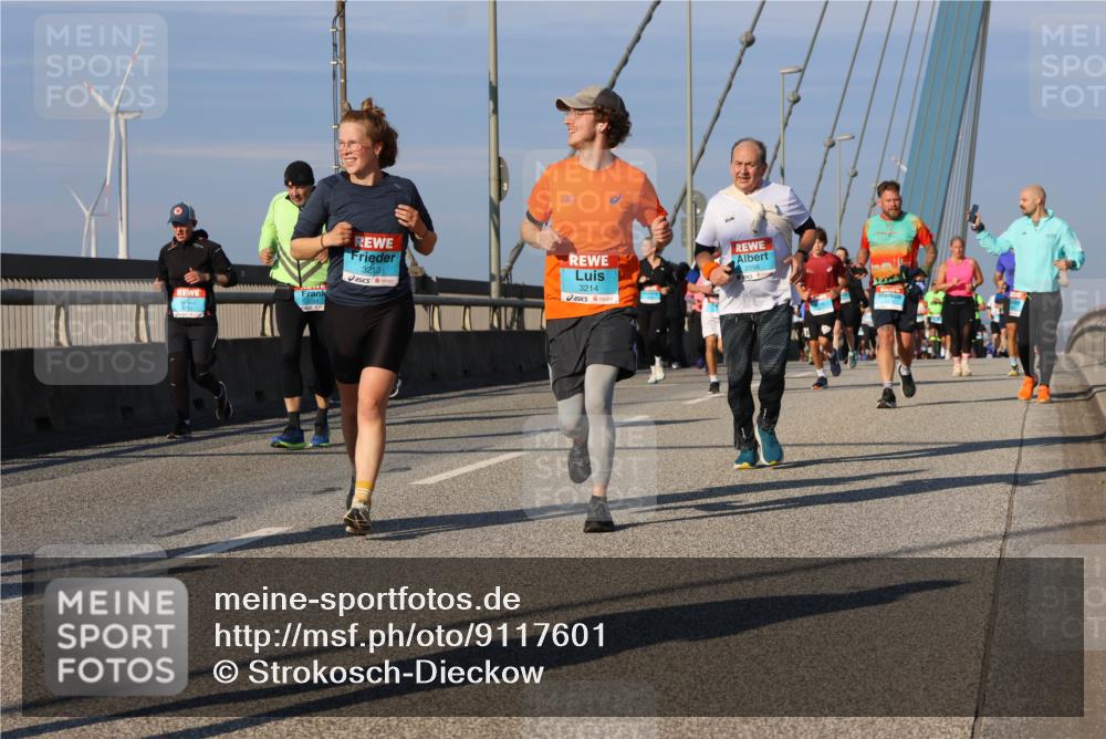 03.10.2025 - Köhlbrandbrückenlauf Strokosch-Dieckow http://msf.ph/oto/9117601 03.10.2025 09:51:18 Position 2 3761, 2724, 3213, 3214, 2056 meine-sportfotos.de
