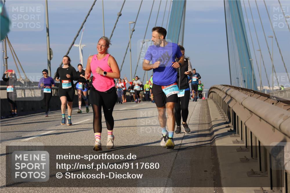 03.10.2025 - Köhlbrandbrückenlauf Strokosch-Dieckow http://msf.ph/oto/9117680 03.10.2025 09:51:27 Position 2 1212 meine-sportfotos.de