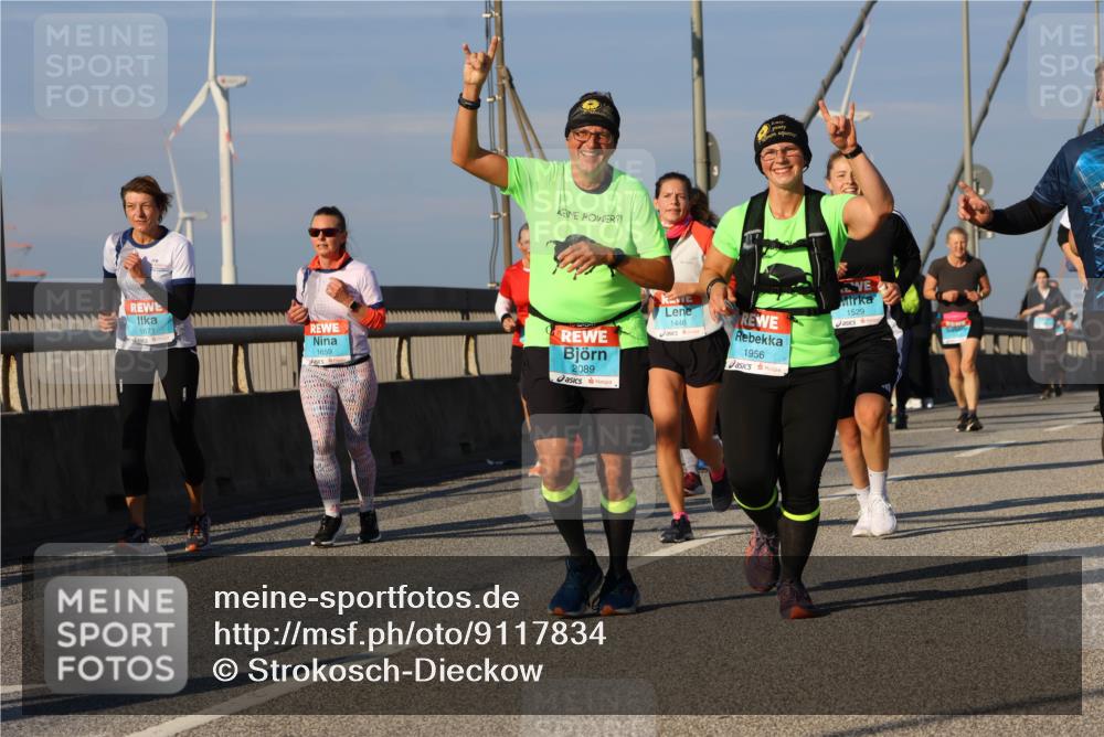 03.10.2025 - Köhlbrandbrückenlauf Strokosch-Dieckow http://msf.ph/oto/9117834 03.10.2025 09:51:40 Position 2 1671, 1, 1659, 2089, 1446, 1956, 1529 meine-sportfotos.de