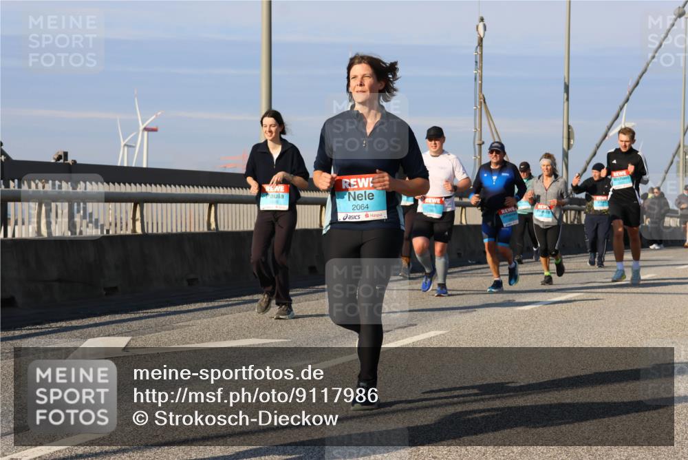 03.10.2025 - Köhlbrandbrückenlauf Strokosch-Dieckow http://msf.ph/oto/9117986 03.10.2025 09:51:55 Position 2 1695, 2064 meine-sportfotos.de