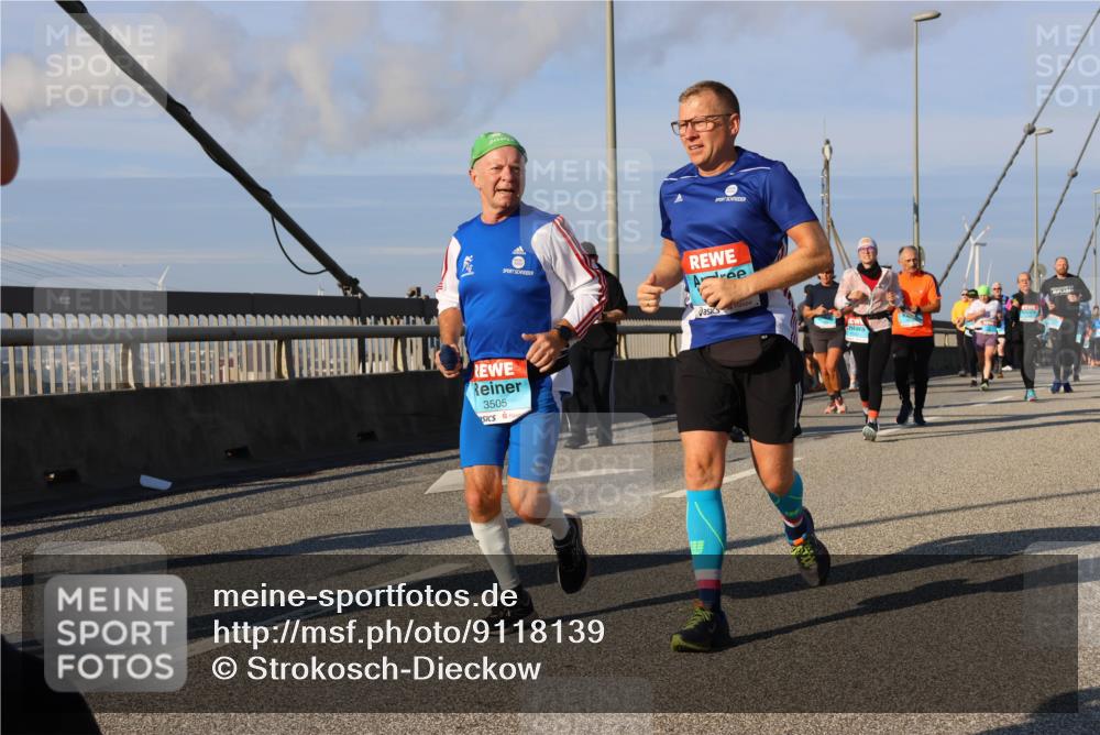 03.10.2025 - Köhlbrandbrückenlauf Strokosch-Dieckow http://msf.ph/oto/9118139 03.10.2025 09:52:10 Position 2 3505 meine-sportfotos.de