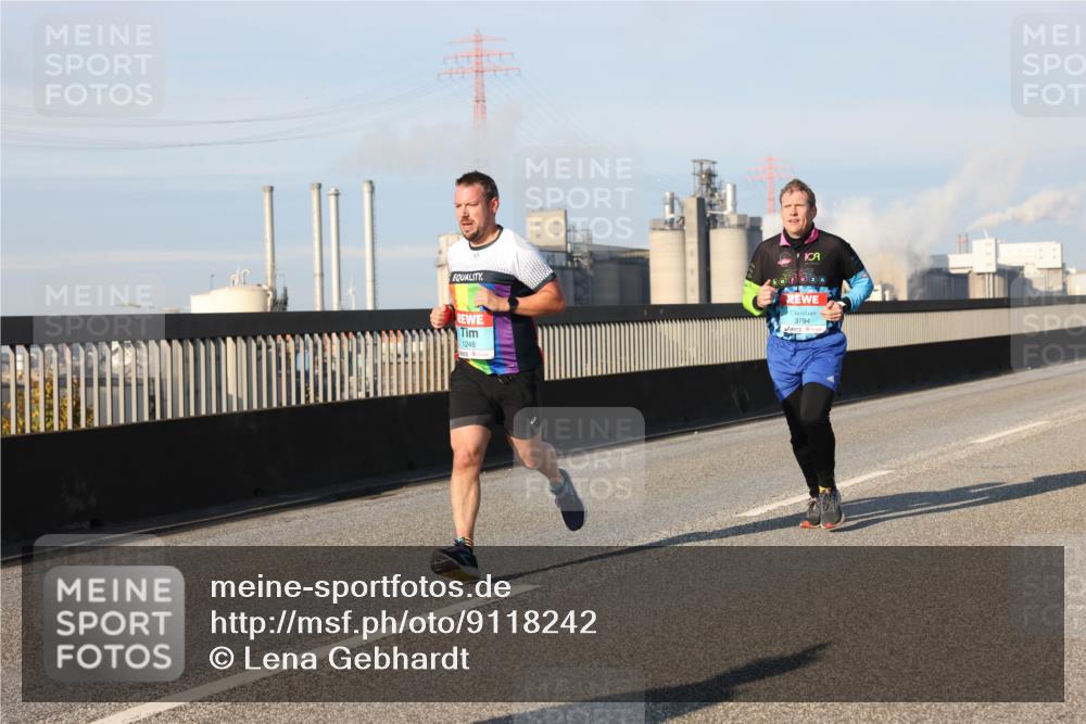 03.10.2025 - Köhlbrandbrückenlauf Lena Gebhardt http://msf.ph/oto/9118242 03.10.2025 09:44:41 Position 2 1248, 3794 meine-sportfotos.de