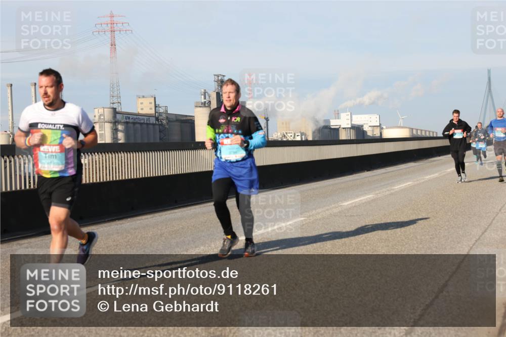 03.10.2025 - Köhlbrandbrückenlauf Lena Gebhardt http://msf.ph/oto/9118261 03.10.2025 09:44:41 Position 2 1248 meine-sportfotos.de