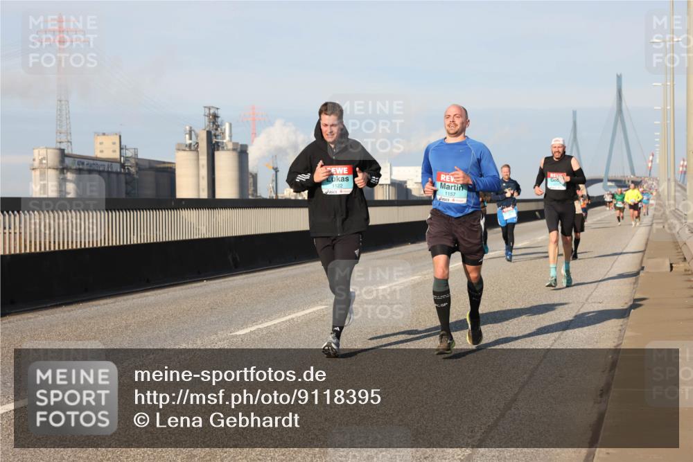 03.10.2025 - Köhlbrandbrückenlauf Lena Gebhardt http://msf.ph/oto/9118395 03.10.2025 09:44:46 Position 2 1122, 1157 meine-sportfotos.de