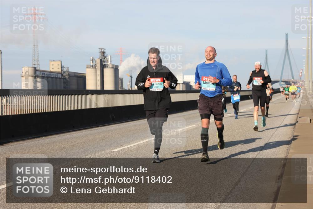 03.10.2025 - Köhlbrandbrückenlauf Lena Gebhardt http://msf.ph/oto/9118402 03.10.2025 09:44:46 Position 2 1122, 1157 meine-sportfotos.de