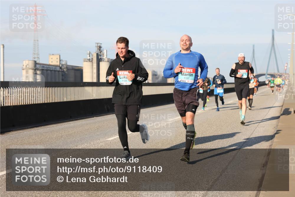03.10.2025 - Köhlbrandbrückenlauf Lena Gebhardt http://msf.ph/oto/9118409 03.10.2025 09:44:46 Position 2 1122, 1157 meine-sportfotos.de