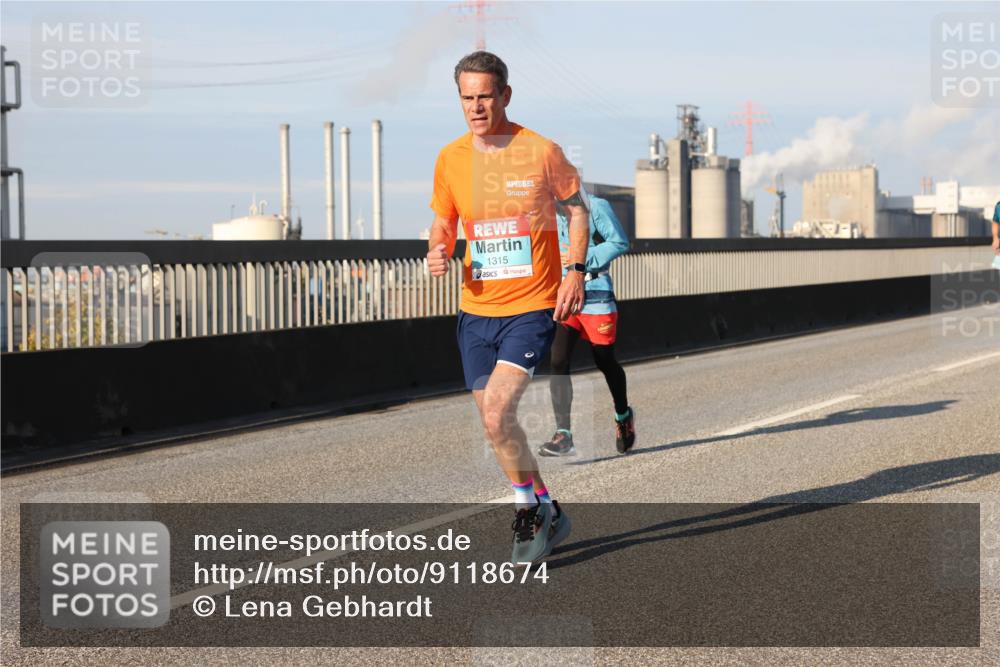 03.10.2025 - Köhlbrandbrückenlauf Lena Gebhardt http://msf.ph/oto/9118674 03.10.2025 09:44:58 Position 2 1315 meine-sportfotos.de