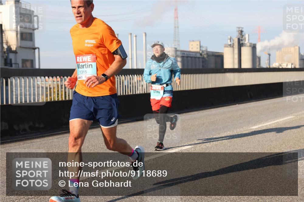 03.10.2025 - Köhlbrandbrückenlauf Lena Gebhardt http://msf.ph/oto/9118689 03.10.2025 09:44:59 Position 2 1315, 1330 meine-sportfotos.de