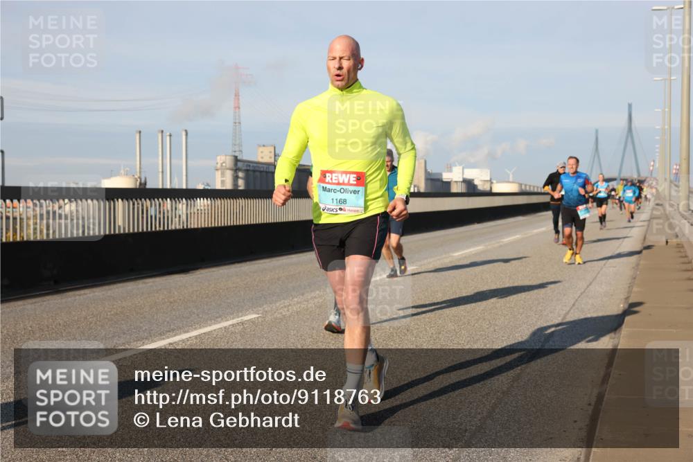 03.10.2025 - Köhlbrandbrückenlauf Lena Gebhardt http://msf.ph/oto/9118763 03.10.2025 09:45:01 Position 2 1168 meine-sportfotos.de