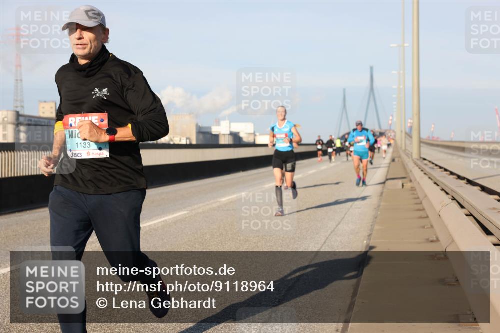 03.10.2025 - Köhlbrandbrückenlauf Lena Gebhardt http://msf.ph/oto/9118964 03.10.2025 09:45:05 Position 2 715, 1133 meine-sportfotos.de