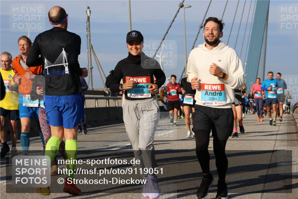 03.10.2025 - Köhlbrandbrückenlauf Strokosch-Dieckow http://msf.ph/oto/9119051 03.10.2025 09:52:40 Position 2 3281, 2293, 2254 meine-sportfotos.de