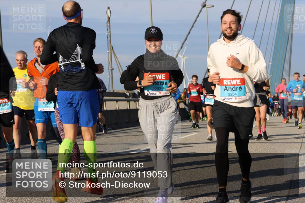 03.10.2025 - Köhlbrandbrückenlauf Strokosch-Dieckow http://msf.ph/oto/9119053 03.10.2025 09:52:40 Position 2 1619, 1031, 3281, 2293, 2254 meine-sportfotos.de