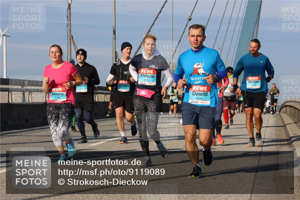 03.10.2025 - Köhlbrandbrückenlauf Strokosch-Dieckow http://msf.ph/oto/9119089 03.10.2025 09:52:46 Position 2 3239, 1810, 1, 3150, 1866, 3446, 1121 meine-sportfotos.de