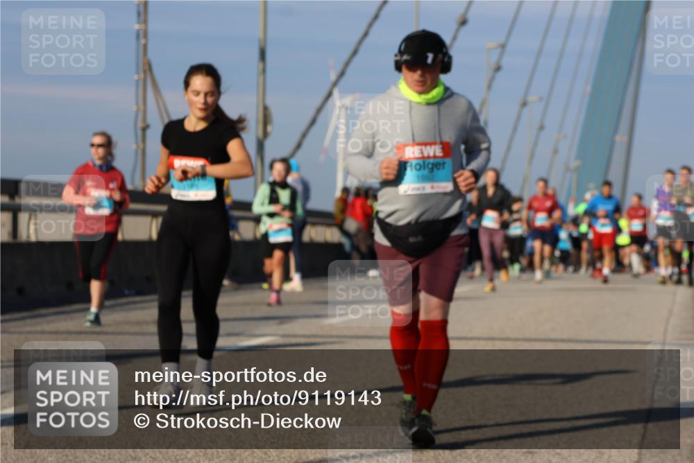 03.10.2025 - Köhlbrandbrückenlauf Strokosch-Dieckow http://msf.ph/oto/9119143 03.10.2025 09:52:51 Position 2  meine-sportfotos.de