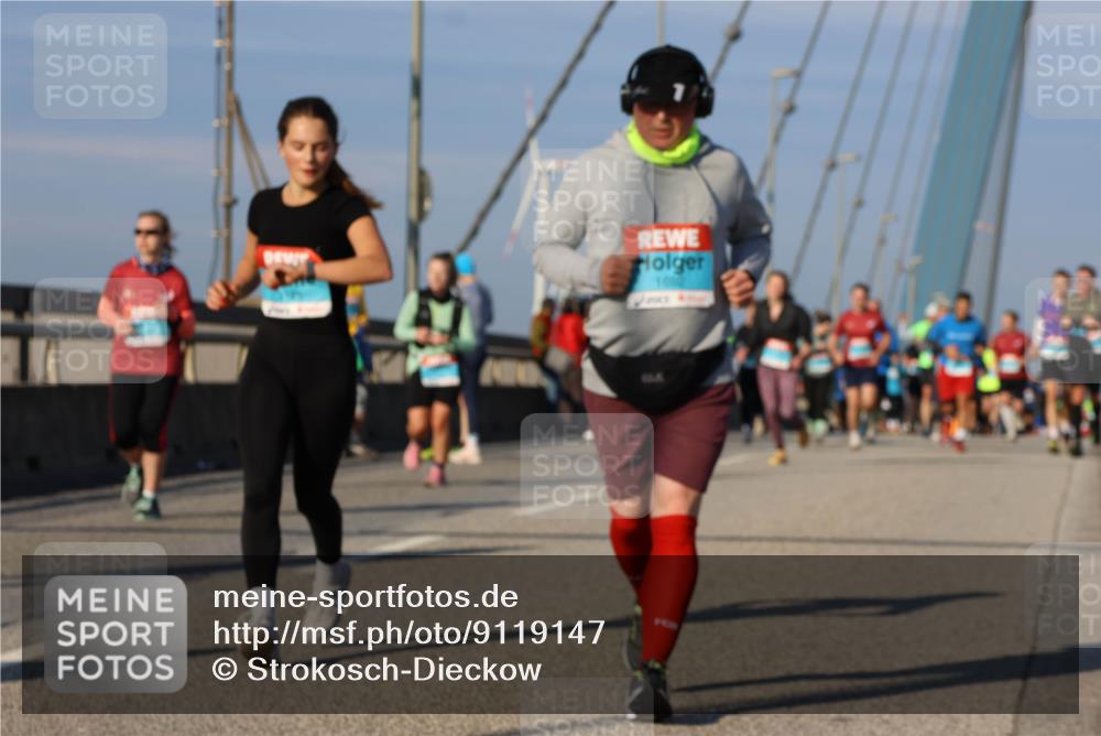 03.10.2025 - Köhlbrandbrückenlauf Strokosch-Dieckow http://msf.ph/oto/9119147 03.10.2025 09:52:52 Position 2  meine-sportfotos.de