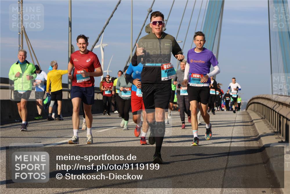 03.10.2025 - Köhlbrandbrückenlauf Strokosch-Dieckow http://msf.ph/oto/9119199 03.10.2025 09:53:00 Position 2 2965, 2984 meine-sportfotos.de