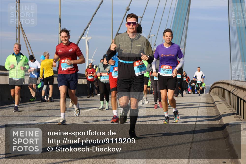 03.10.2025 - Köhlbrandbrückenlauf Strokosch-Dieckow http://msf.ph/oto/9119209 03.10.2025 09:53:00 Position 2 3762, 18, 2965, 2984 meine-sportfotos.de