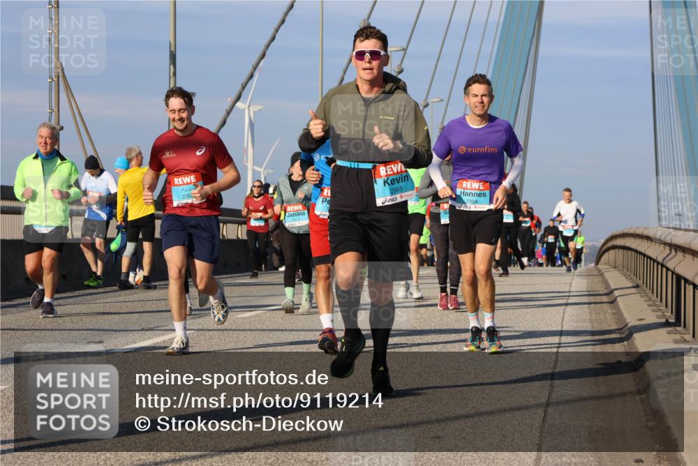 03.10.2025 - Köhlbrandbrückenlauf Strokosch-Dieckow http://msf.ph/oto/9119214 03.10.2025 09:53:01 Position 2 3762, 2965, 2984 meine-sportfotos.de