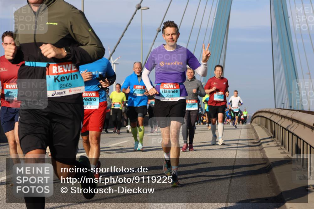 03.10.2025 - Köhlbrandbrückenlauf Strokosch-Dieckow http://msf.ph/oto/9119225 03.10.2025 09:53:02 Position 2 3762, 2965, 1815, 2984, 24, 1883 meine-sportfotos.de