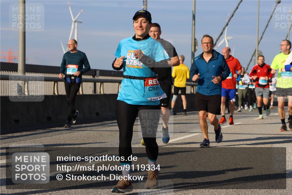 03.10.2025 - Köhlbrandbrückenlauf Strokosch-Dieckow http://msf.ph/oto/9119334 03.10.2025 09:53:11 Position 2 190 meine-sportfotos.de