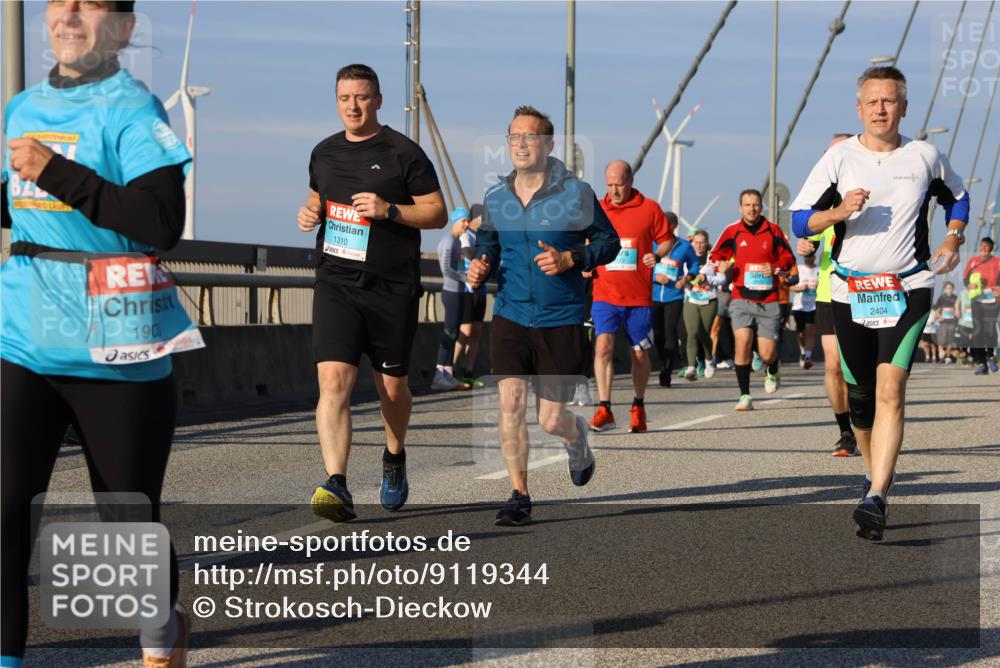 03.10.2025 - Köhlbrandbrückenlauf Strokosch-Dieckow http://msf.ph/oto/9119344 03.10.2025 09:53:12 Position 2 190, 1310, 2404 meine-sportfotos.de