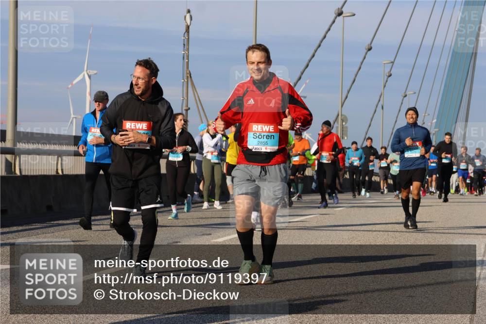 03.10.2025 - Köhlbrandbrückenlauf Strokosch-Dieckow http://msf.ph/oto/9119397 03.10.2025 09:53:17 Position 2 1614, 2855 meine-sportfotos.de