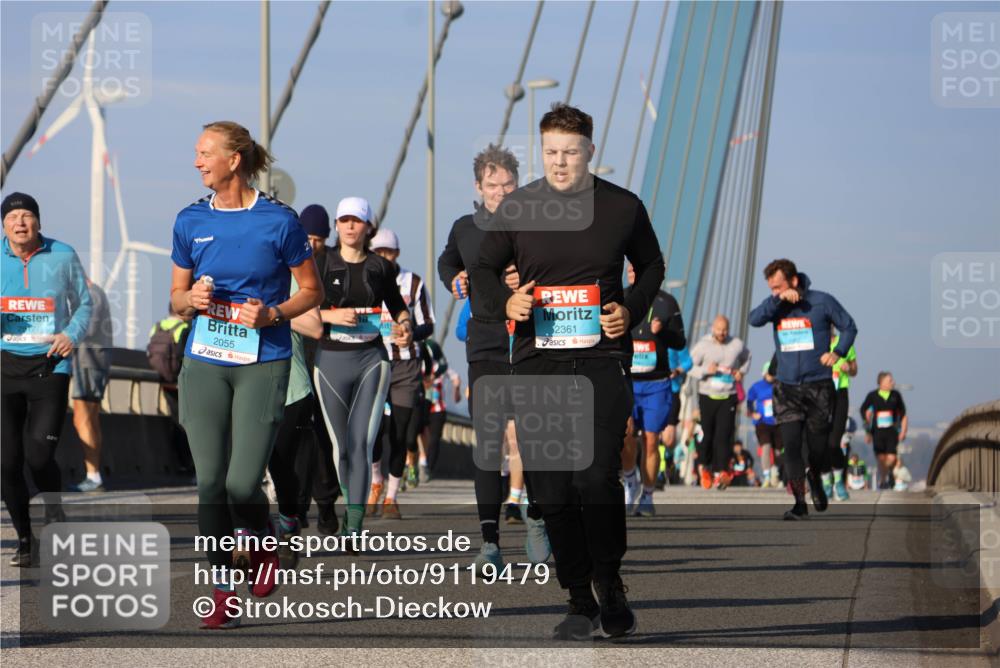03.10.2025 - Köhlbrandbrückenlauf Strokosch-Dieckow http://msf.ph/oto/9119479 03.10.2025 09:53:24 Position 2 2055, 2361 meine-sportfotos.de