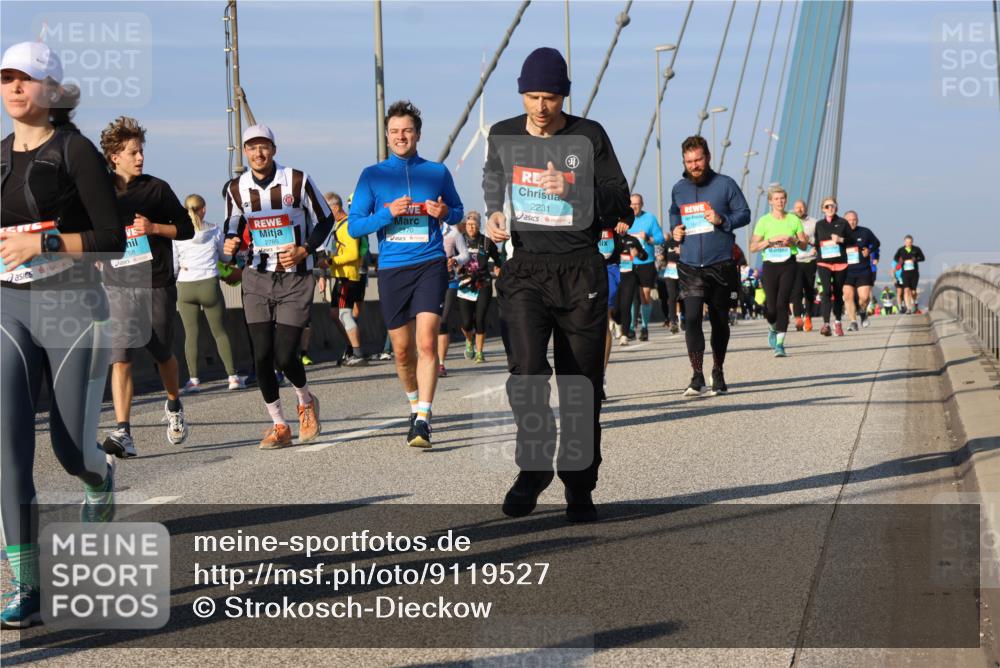 03.10.2025 - Köhlbrandbrückenlauf Strokosch-Dieckow http://msf.ph/oto/9119527 03.10.2025 09:53:30 Position 2 768, 2765, 2770, 2231, 1 meine-sportfotos.de