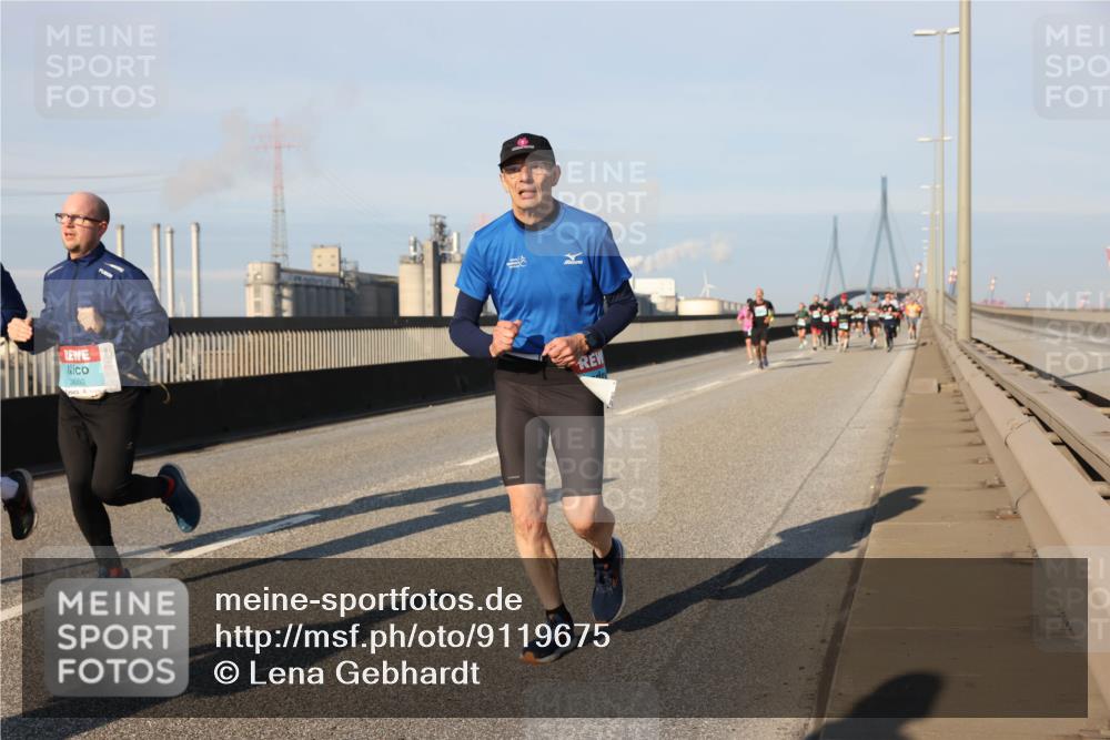 03.10.2025 - Köhlbrandbrückenlauf Lena Gebhardt http://msf.ph/oto/9119675 03.10.2025 09:45:33 Position 2 3650 meine-sportfotos.de