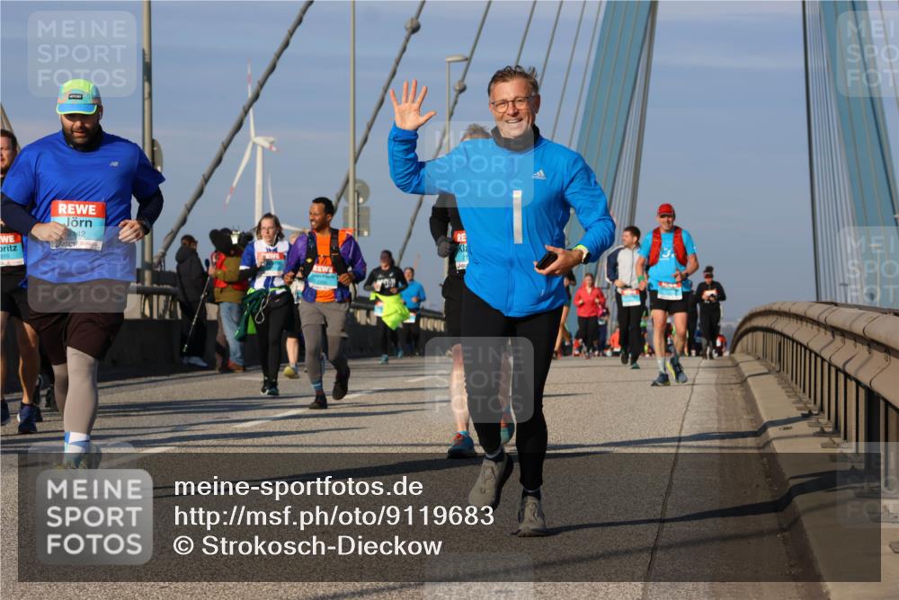 03.10.2025 - Köhlbrandbrückenlauf Strokosch-Dieckow http://msf.ph/oto/9119683 03.10.2025 09:53:49 Position 2 810, 2142 meine-sportfotos.de