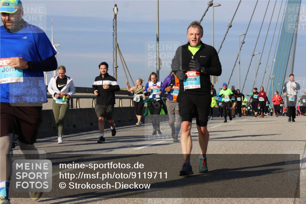 03.10.2025 - Köhlbrandbrückenlauf Strokosch-Dieckow http://msf.ph/oto/9119711 03.10.2025 09:53:52 Position 2 2142, 2180, 2200 meine-sportfotos.de