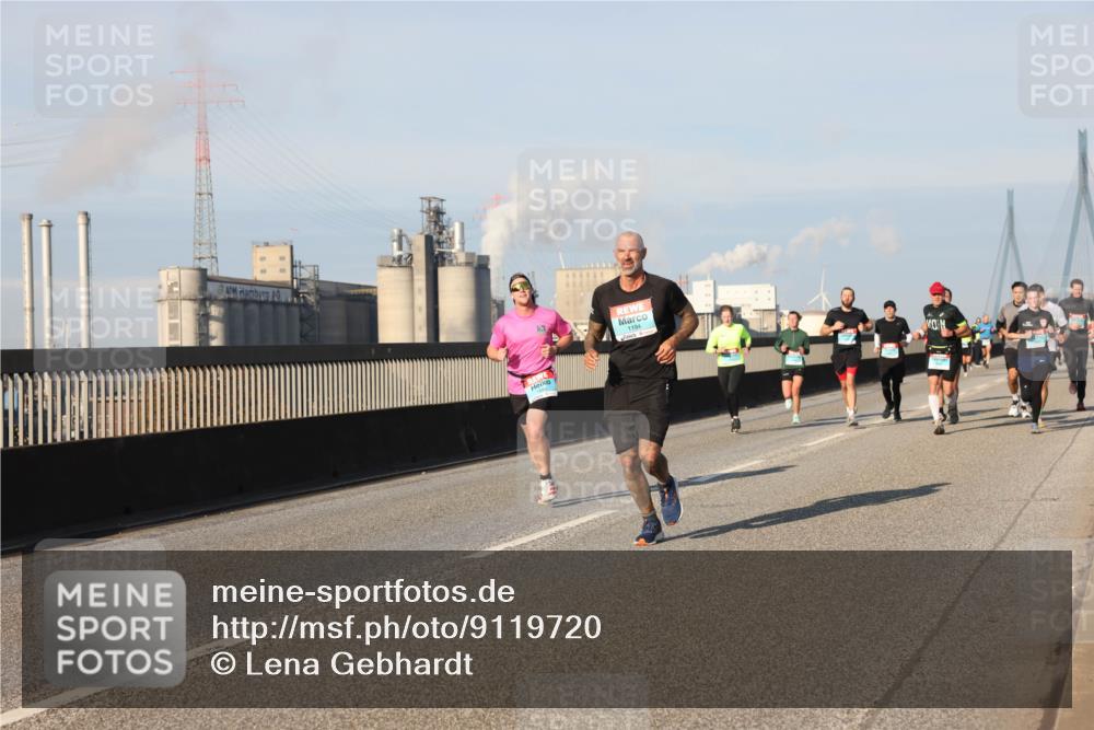 03.10.2025 - Köhlbrandbrückenlauf Lena Gebhardt http://msf.ph/oto/9119720 03.10.2025 09:45:39 Position 2 1194 meine-sportfotos.de
